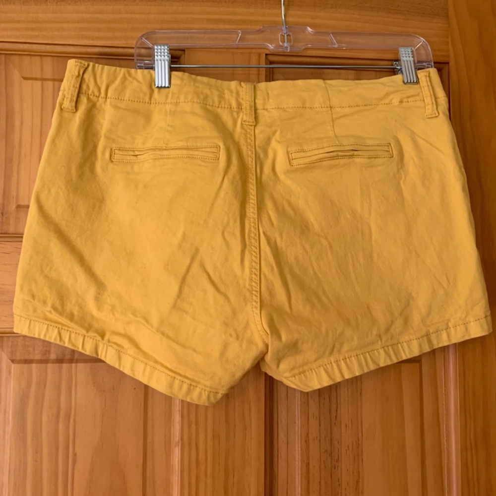 Yellow shorts - Picture 2 of 10